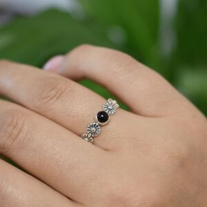 Aranys Stříbrný prsten onyx, 52 07371
