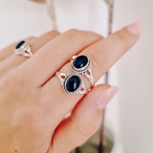 Aranys Stříbrný prsten onyx, 55 17092