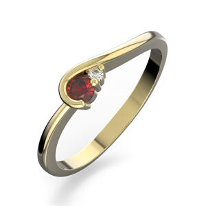 Zlatý dámský prsten DF 2953 ze žlutého zlata, rubín s diamanty 54